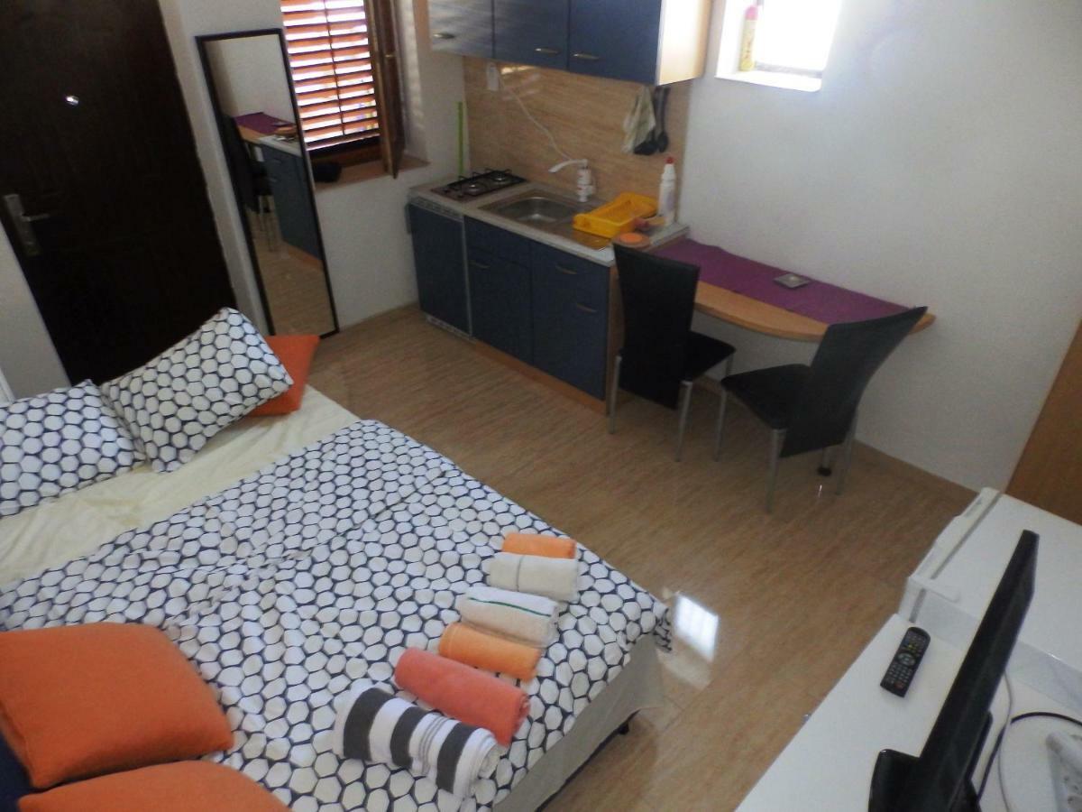 Tonka Mini Apartment Zaton  Екстериор снимка